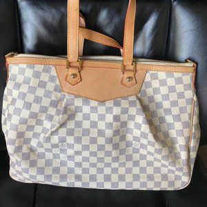 Louis Vuitton White Damier Siracusa Handbag